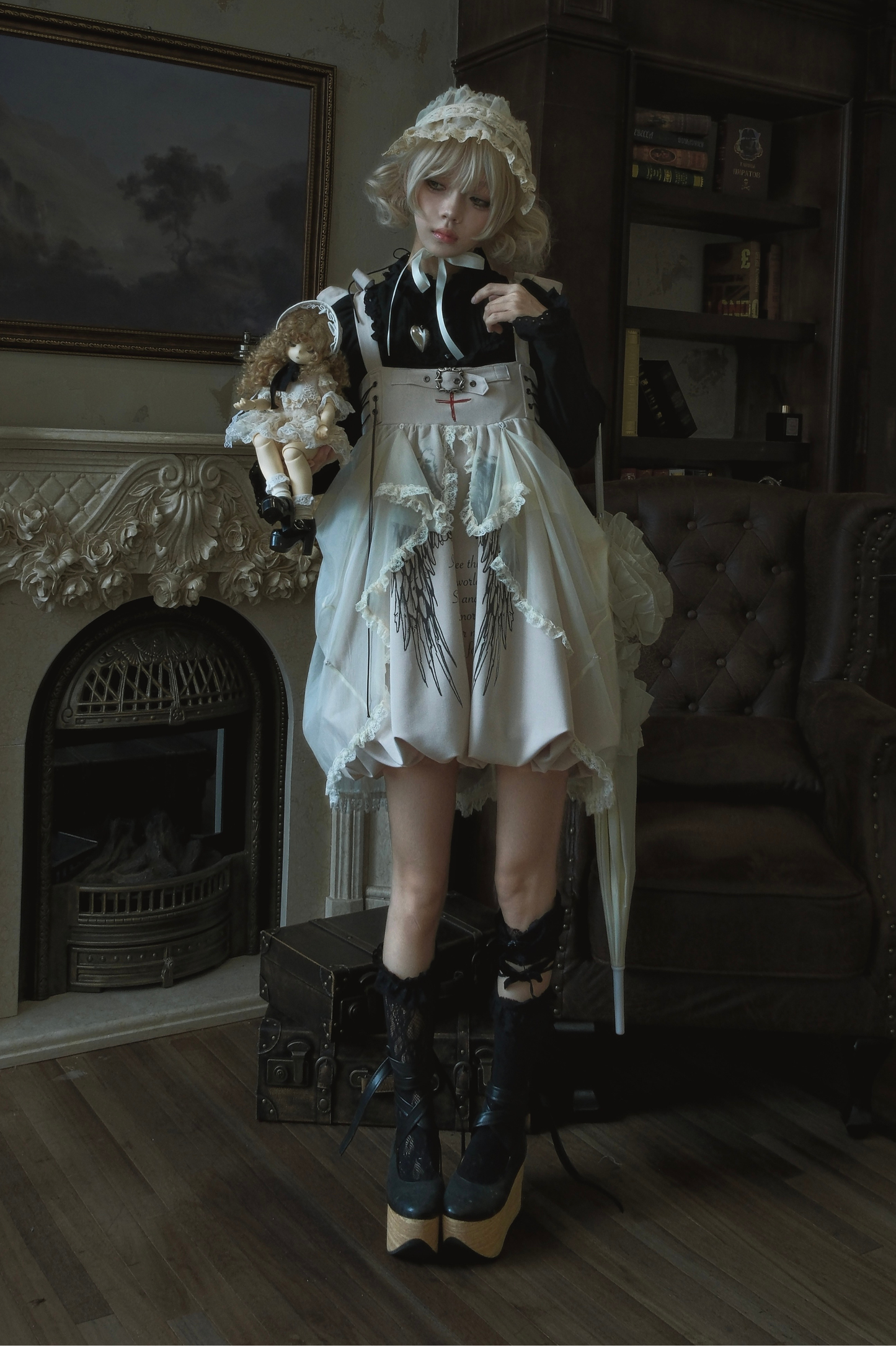 ゴシックバルーンサスペンダードレス