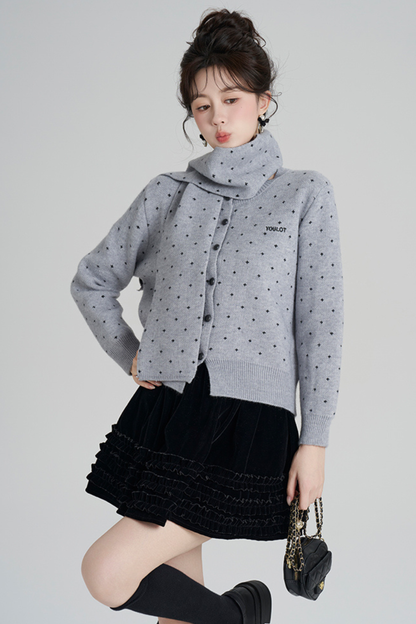 フレンチスタイルドットマフラー付きンカーディガン