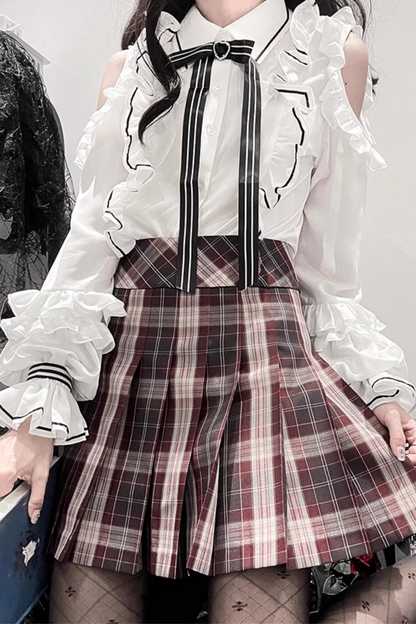 フリルオフショルダーシャツ+チェックスカート+リボン