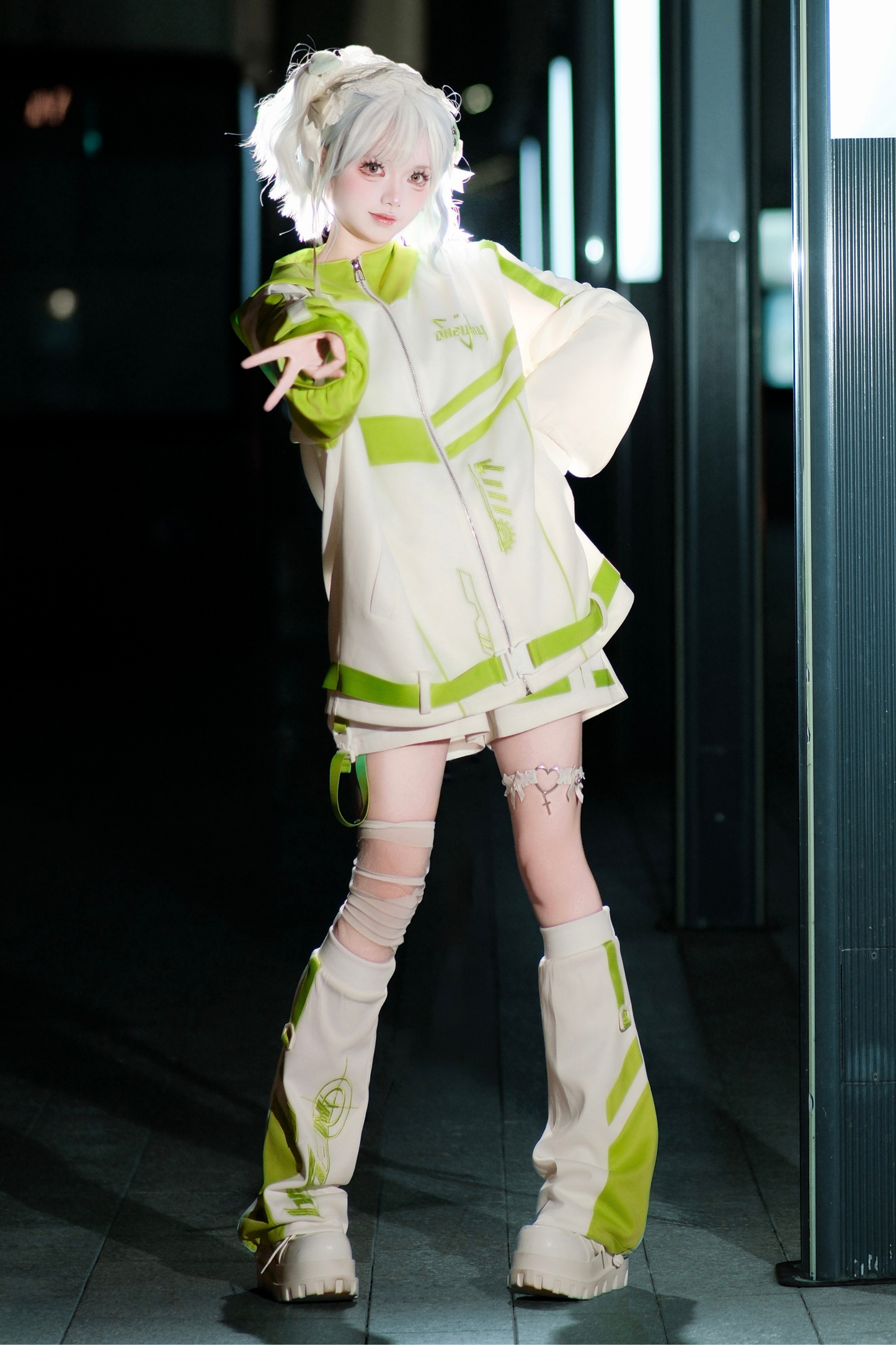 サイバーサブカルジャージジャケット+ショートパンツ+レッグカバー