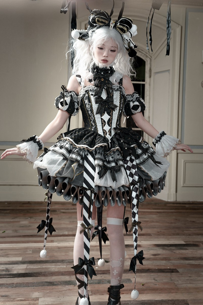 【12月26日予約締切】サーカスシリーズキングブラックアンドホワイトロリータピエロドレス＋フルセットA/B