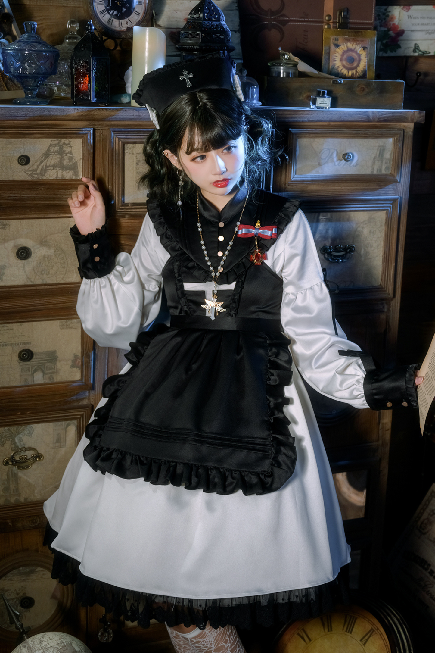 ランタンエンジェルメイドロリータドレス＋エプロン＋つけ襟