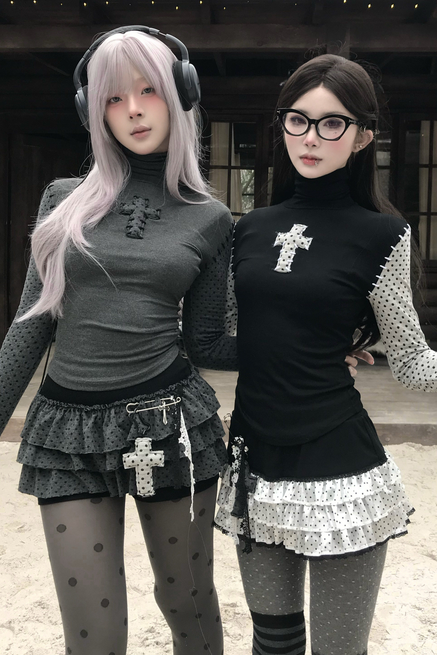 クロスドットタートルネックトップス+スカート+ペンダント