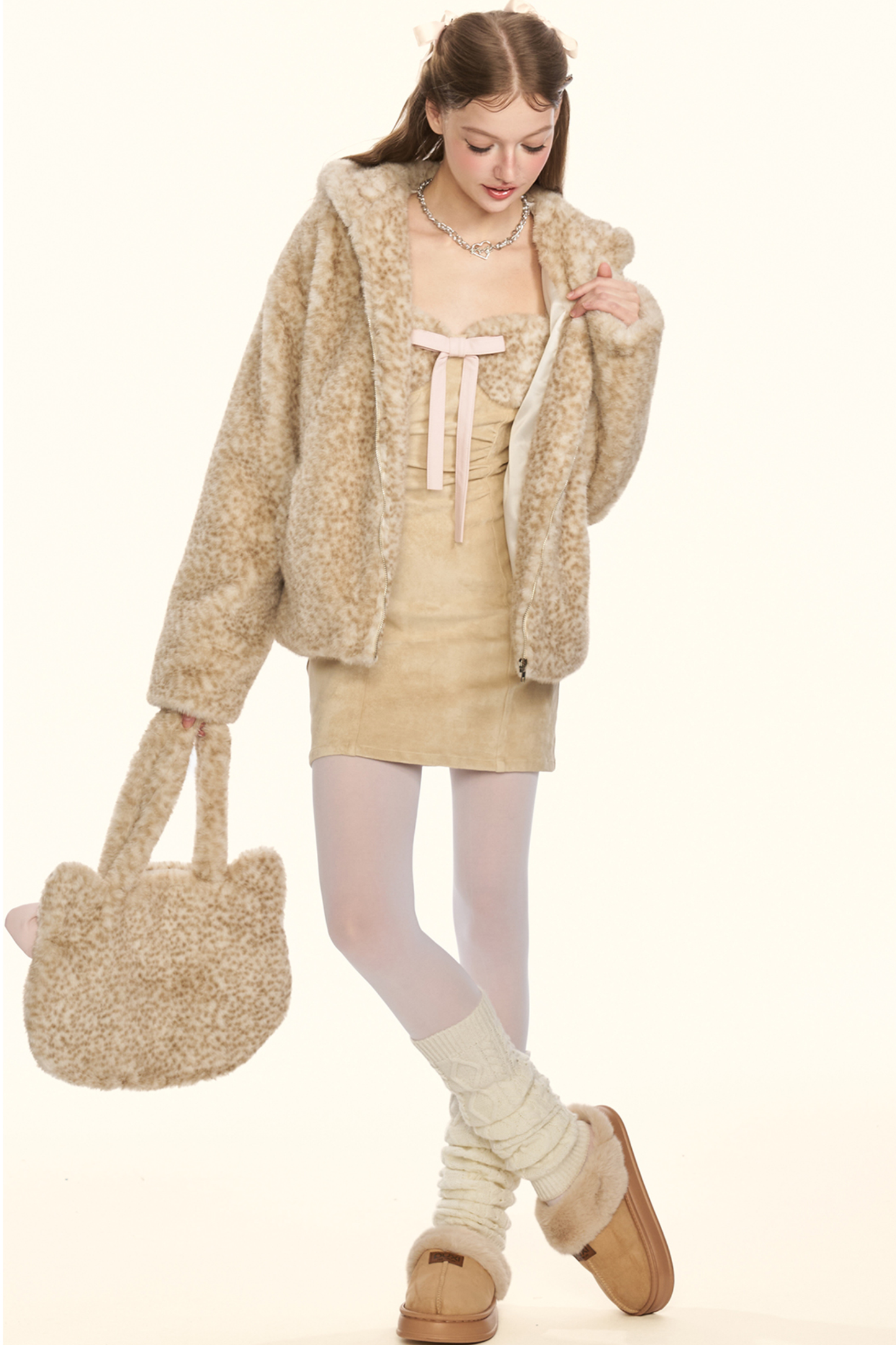 リトルミルクレオパードリボンフードコート