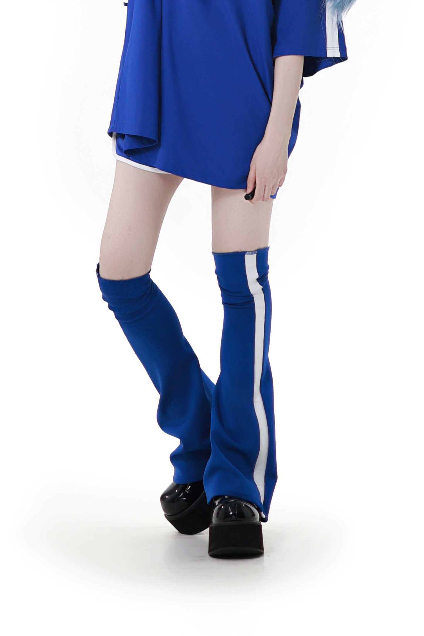 Subculture Loose Over T-shirt + Pants + Leg Warmers + Angel Devil Hairpin