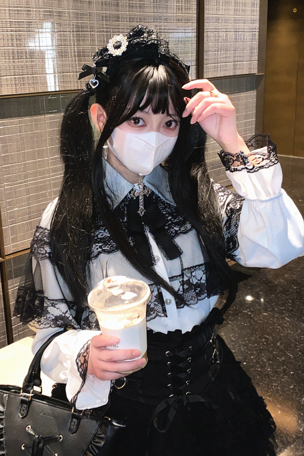 [Pre-order] Lace Bucket Jirai Shirt