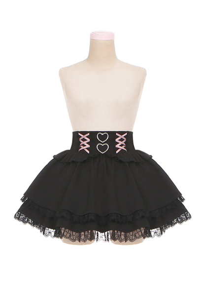 레이스 다크 셔츠 + 플레어 스커트