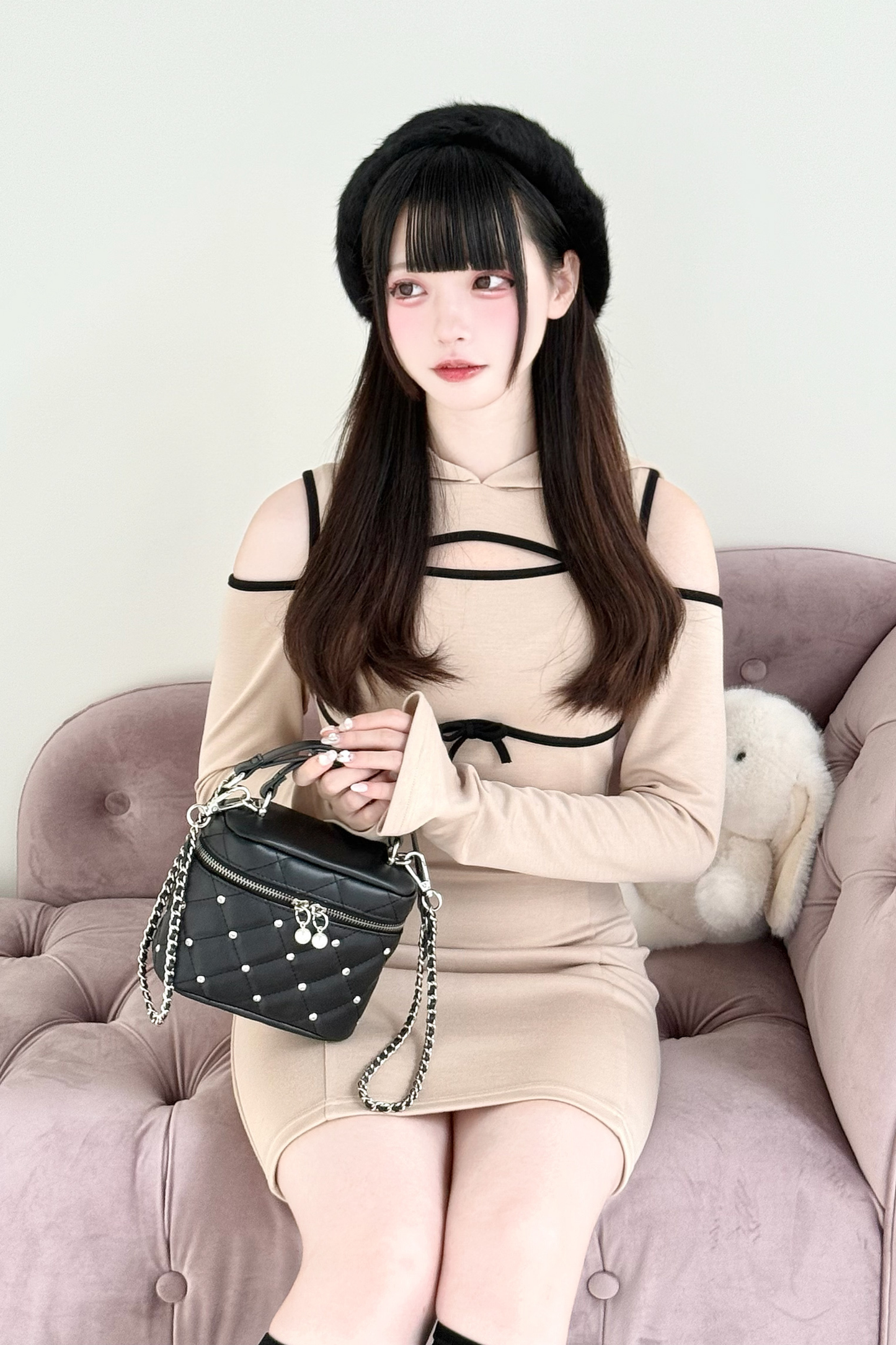 Off-the-shoulder Little Ribbon Hooded Dress