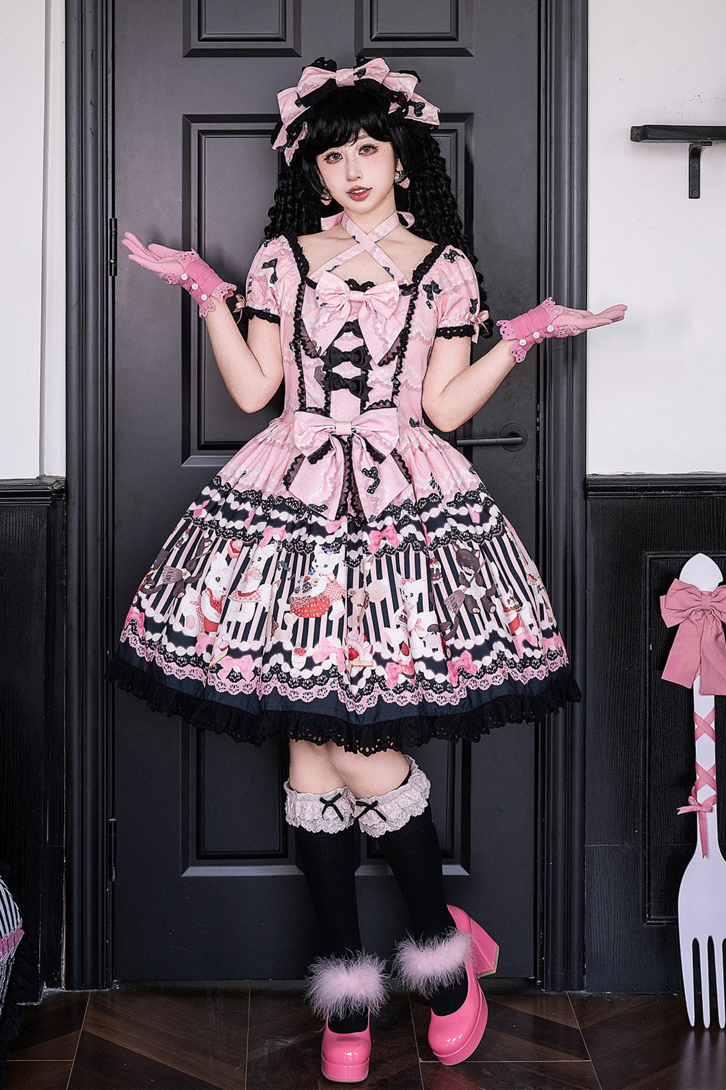 [Pre-order] Honey Fox Restaurant Star Warm Dress