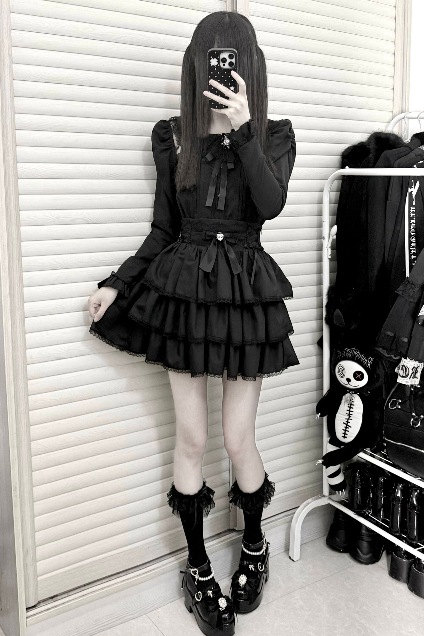 ダークレーストップス+スカート