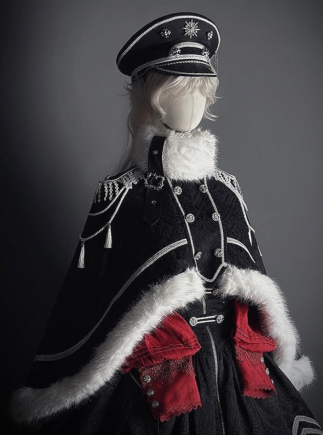 【2月23日予約締切】ドーンブレイカーシリーズミリタリーハット＋サッシュ＋アクセサリー