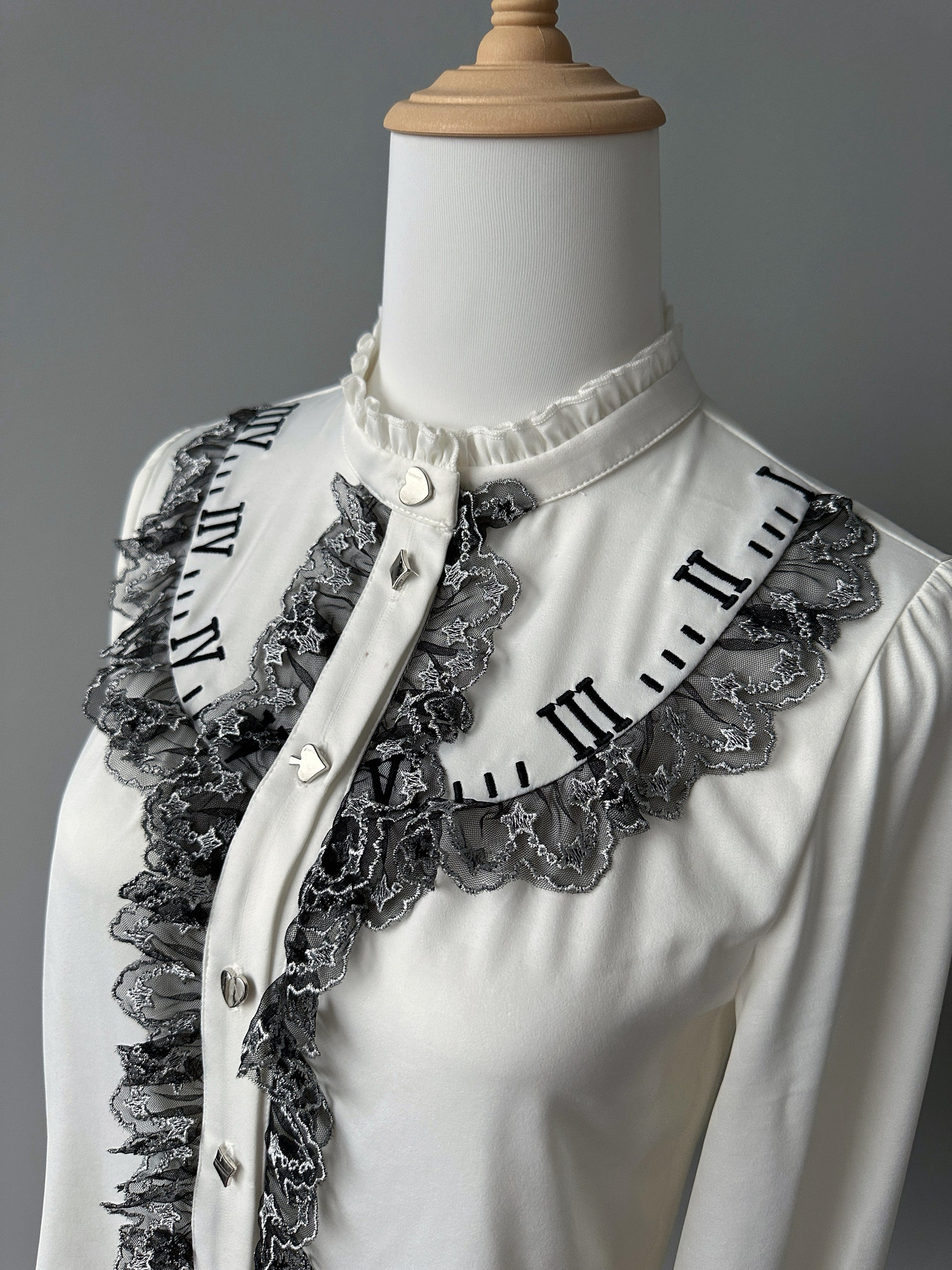 [deposit] Alice Clock Embroidery Shirt Lolita Long Sleeve Satin Pro Shirt - [Please note size]
