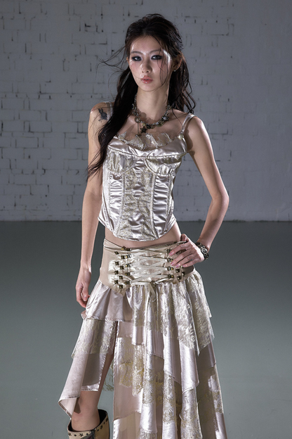 Mittelalterliches Spitzen-Patchwork-Rock