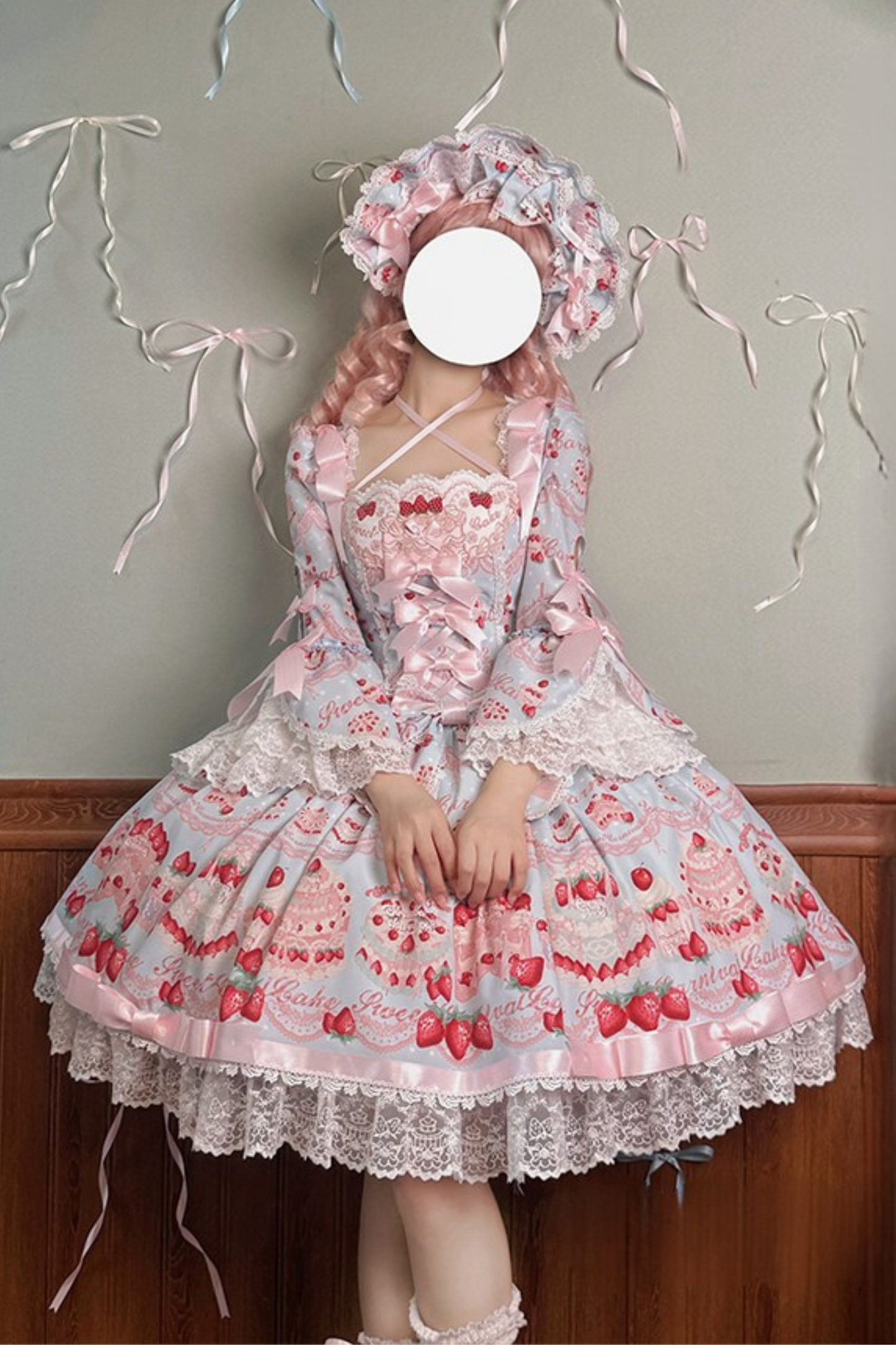 [Pre-order Deadline: July 8] Strawberry Doll Ribbon Dress