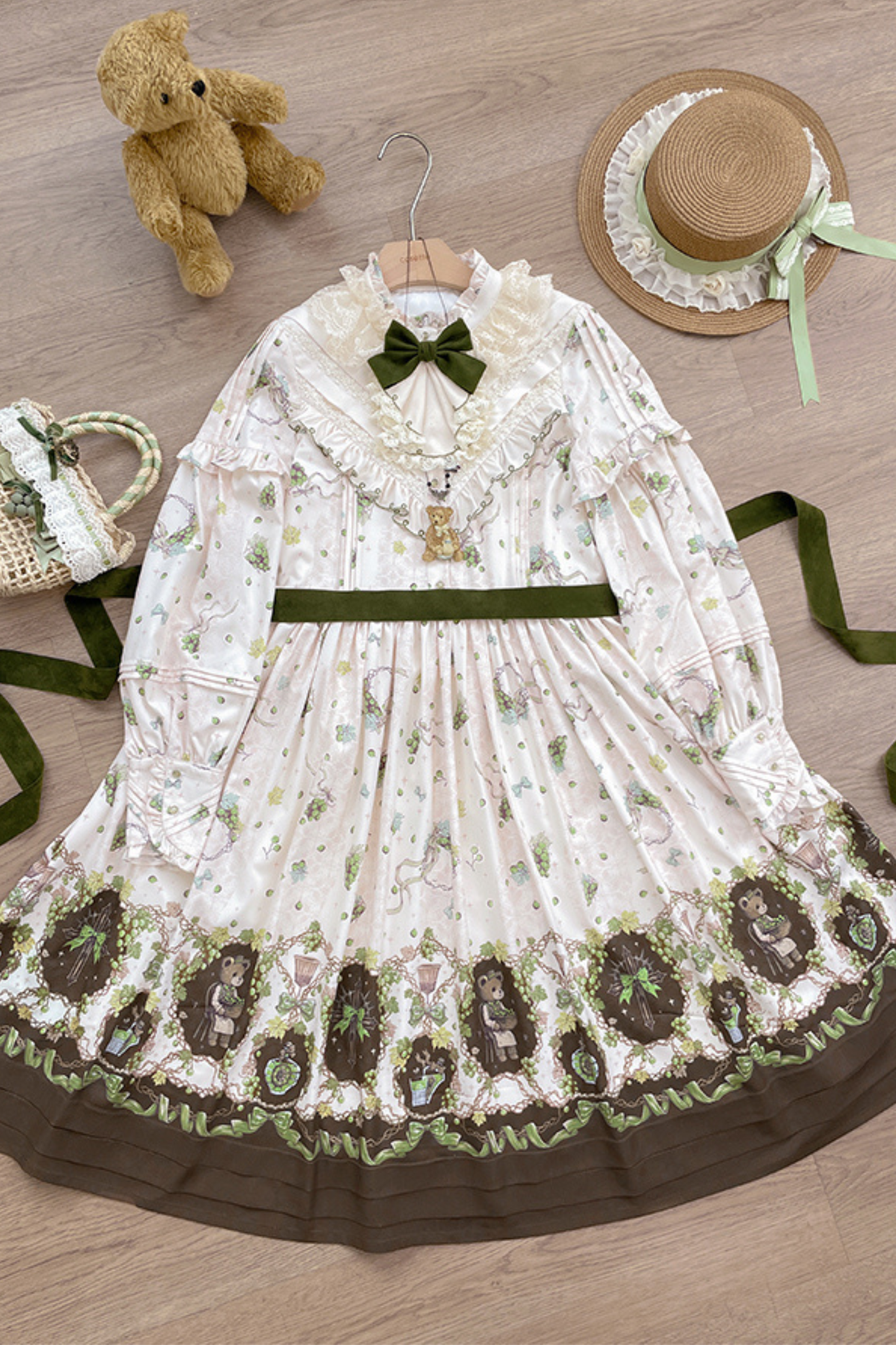 ワイナリーレトロベアロリータドレス