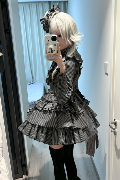 ストライプゴシックロリータシャツ+ケーキスカート