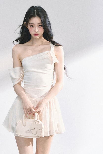 Sweet girly off-the-shoulder dress