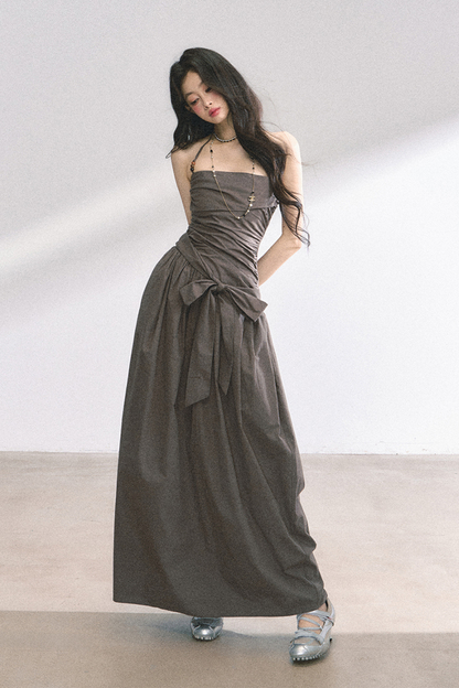 ホルターネックロングドレス