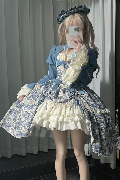 [Vorbestellfrist: 1. Maerz] Eleganter Asiatischer Lolita Traegerrock + Oberteil + Flache Muetze