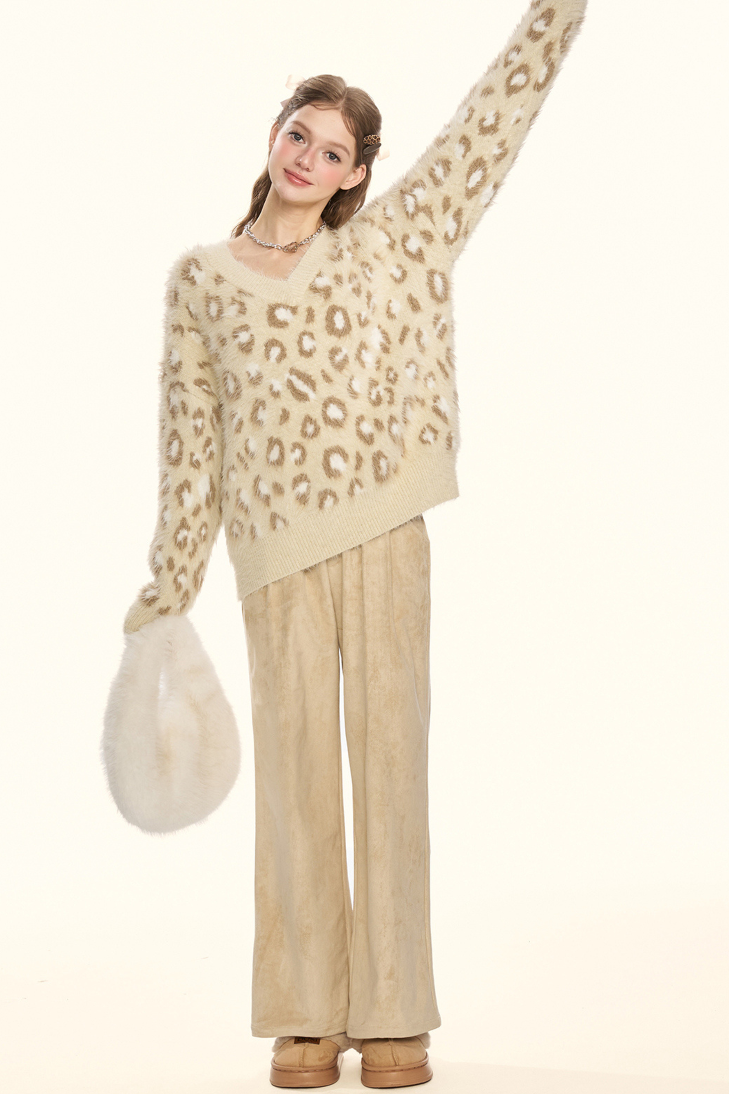 ストレートスエードパンツ+ファーベルト