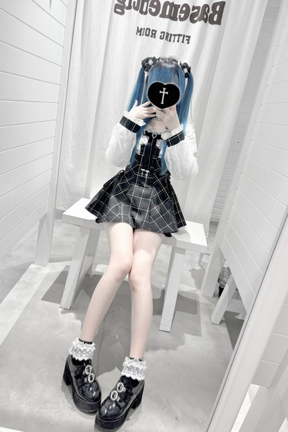 Mine ribbon flared top + shorts