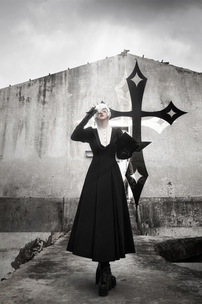 Chic Gothic Flare Long Lolita Dress