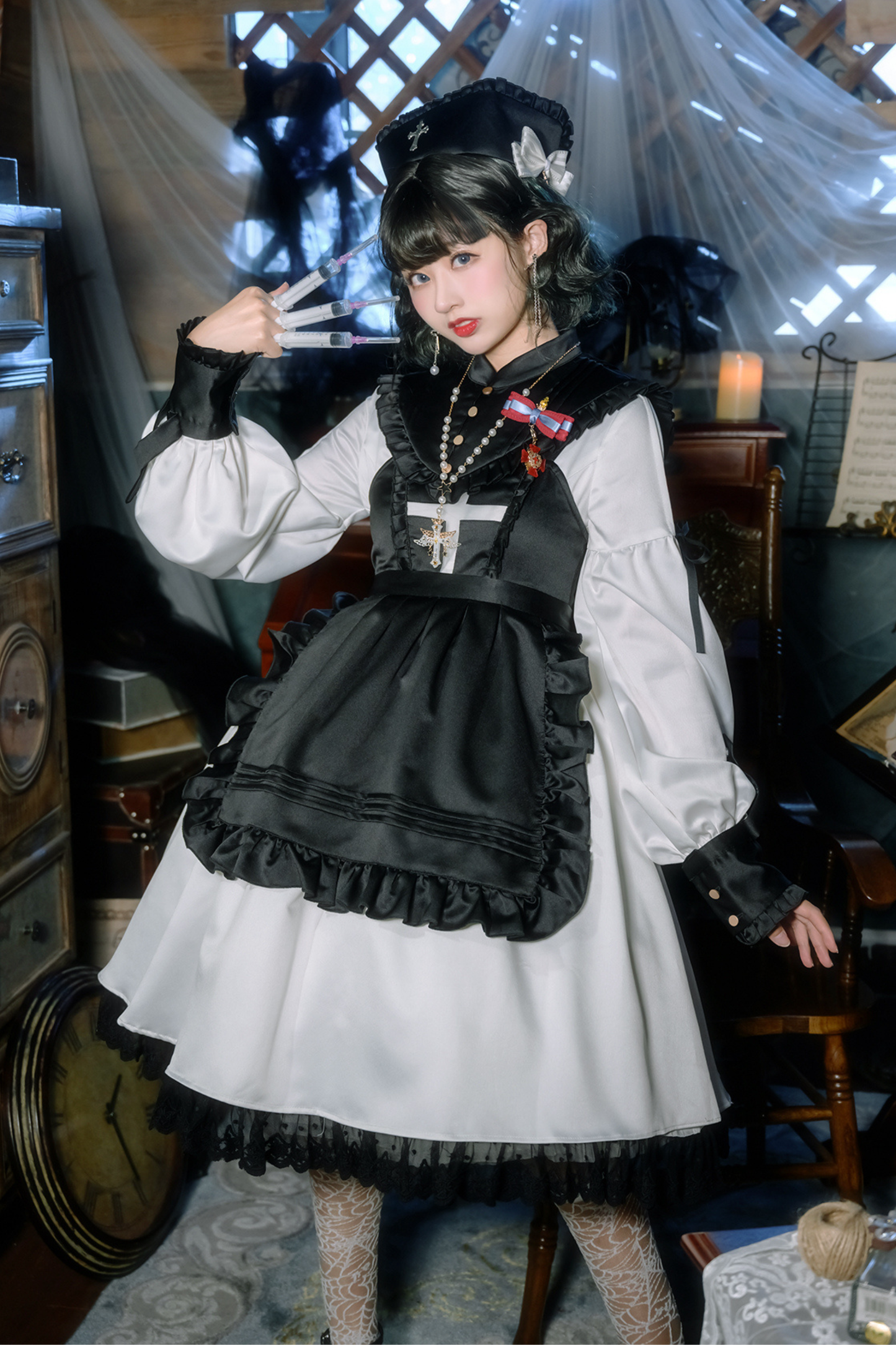 ランタンエンジェルメイドロリータドレス＋エプロン＋つけ襟