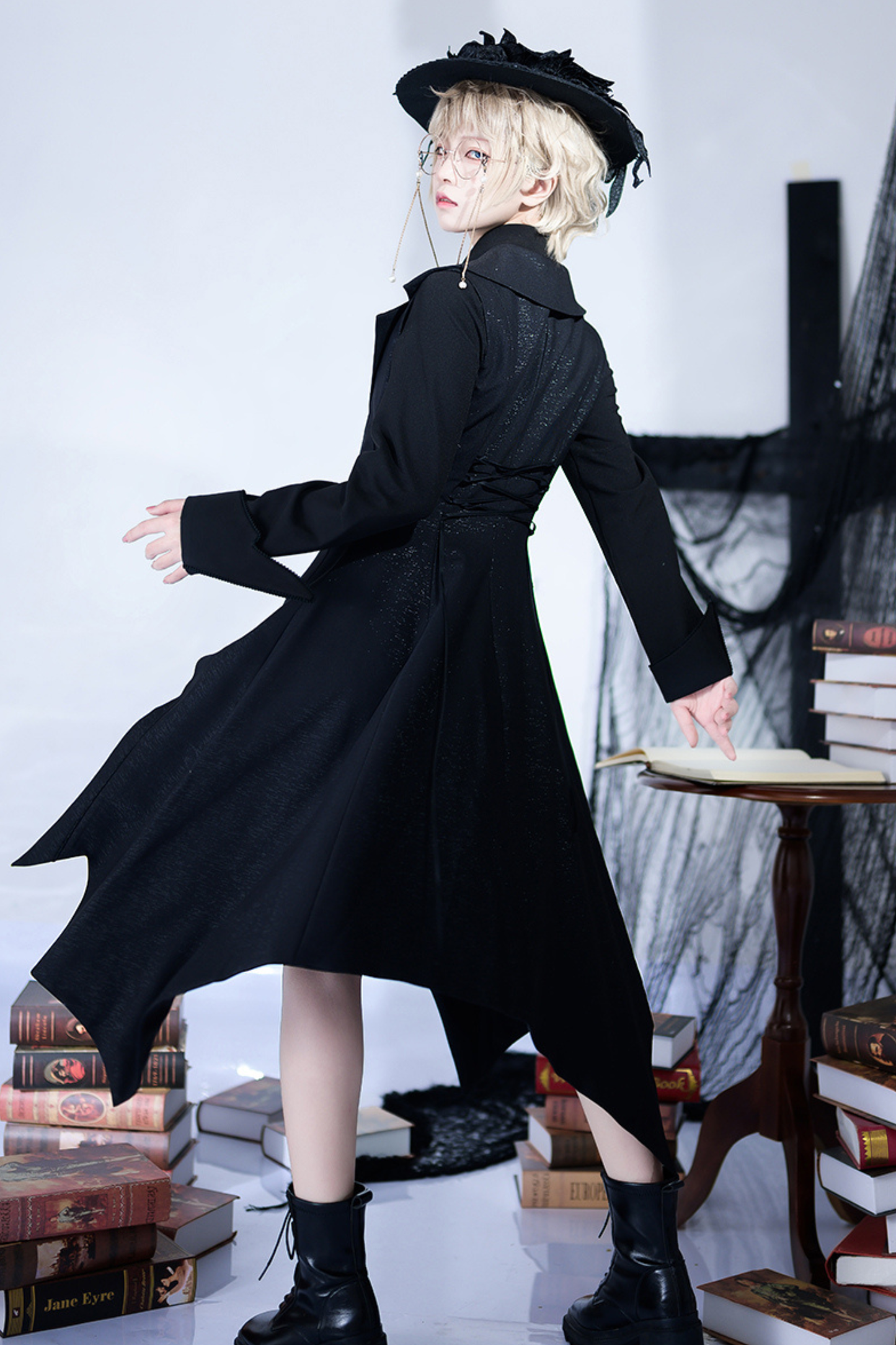 レトロダークイレギュラーゴシックベスト