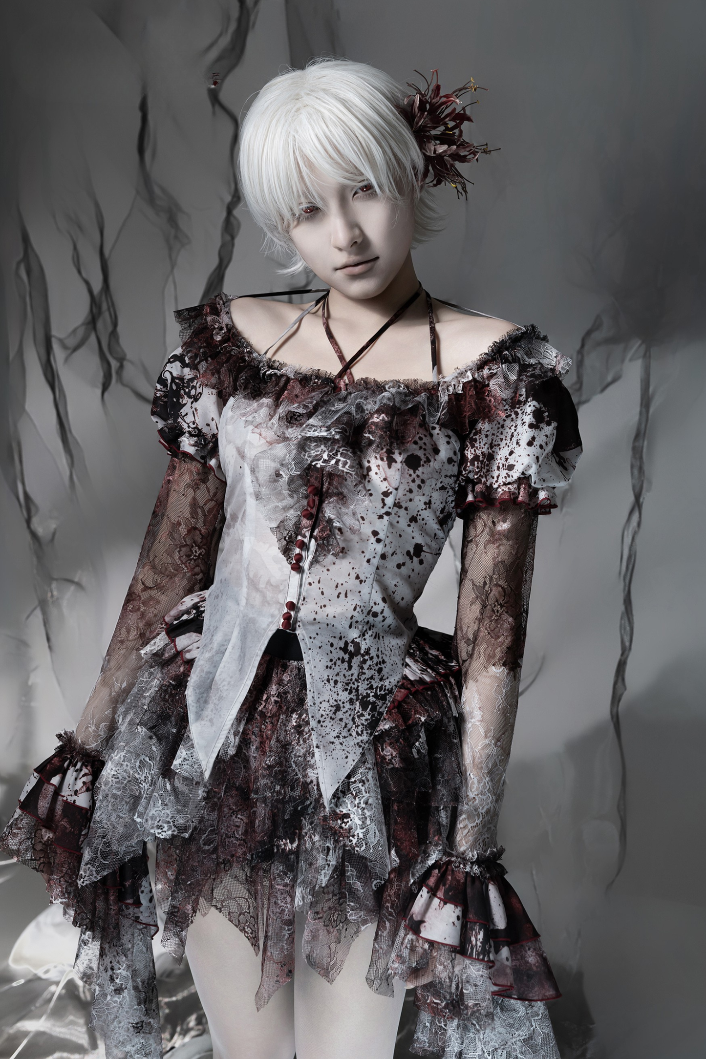 【12月10日予約締切】Bloodstainedスクエアホルターネックフレアスリーブトップス