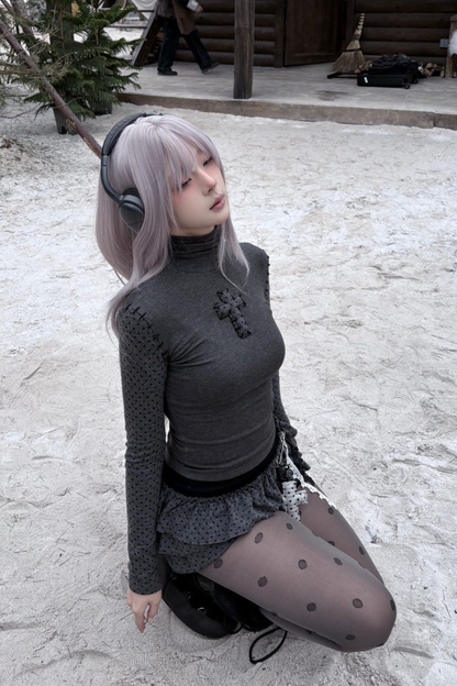 クロスドットタートルネックトップス+スカート+ペンダント