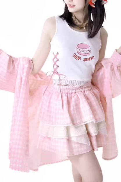 オーバーシャツ＋ノースリーブトップス＋ケーキスカート