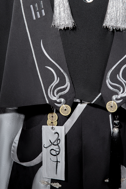 Chaina Dark Mode Girl Set