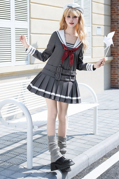 Robe collège plissée à col marin + Ruban + Chapeau