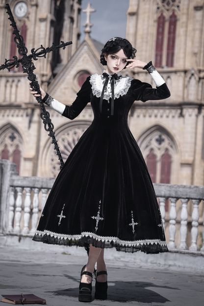 【3月1日予約締切】ムーンクロスジュリエットスリーブブラックベルベットゴシックドレス＋アクセサリー