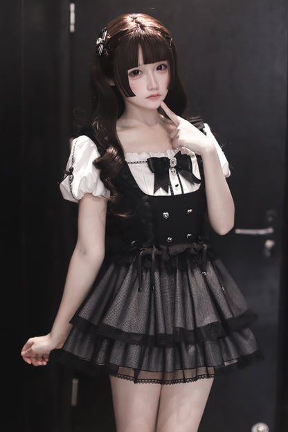 Ecomi Satin-Lagenkleid