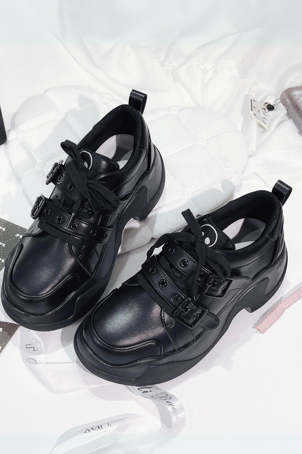 サブカル厚底スニーカー