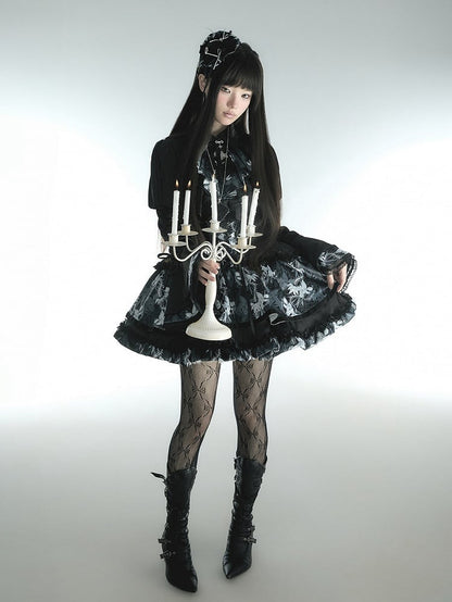 [Précommande jusqu'au 13 mai] Chemise à volants noire à fleurs gothique Bone Iris + jupe corset + accessoires