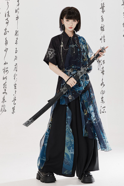 ダークチャイナシャツ+ワイドレッグパンツ+チェーン+ベルト