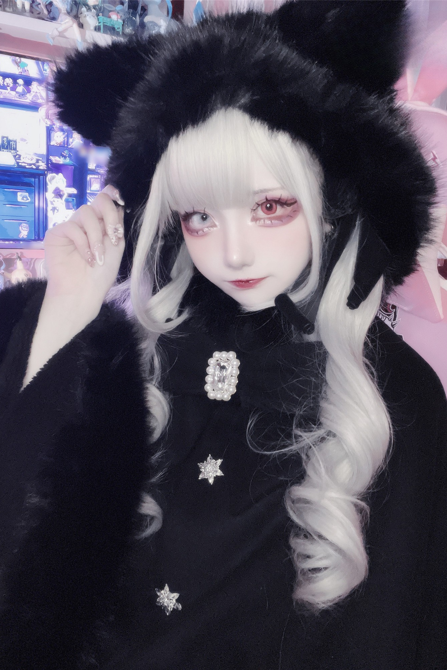 猫耳ドリルバックルウールマント