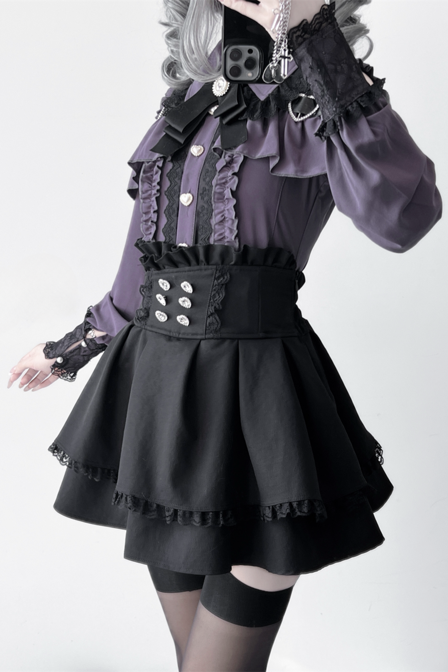 [Deadline for reservations: October 15] Open Shoulder Heart Leather Strap Ruffle Ribbon Shirt