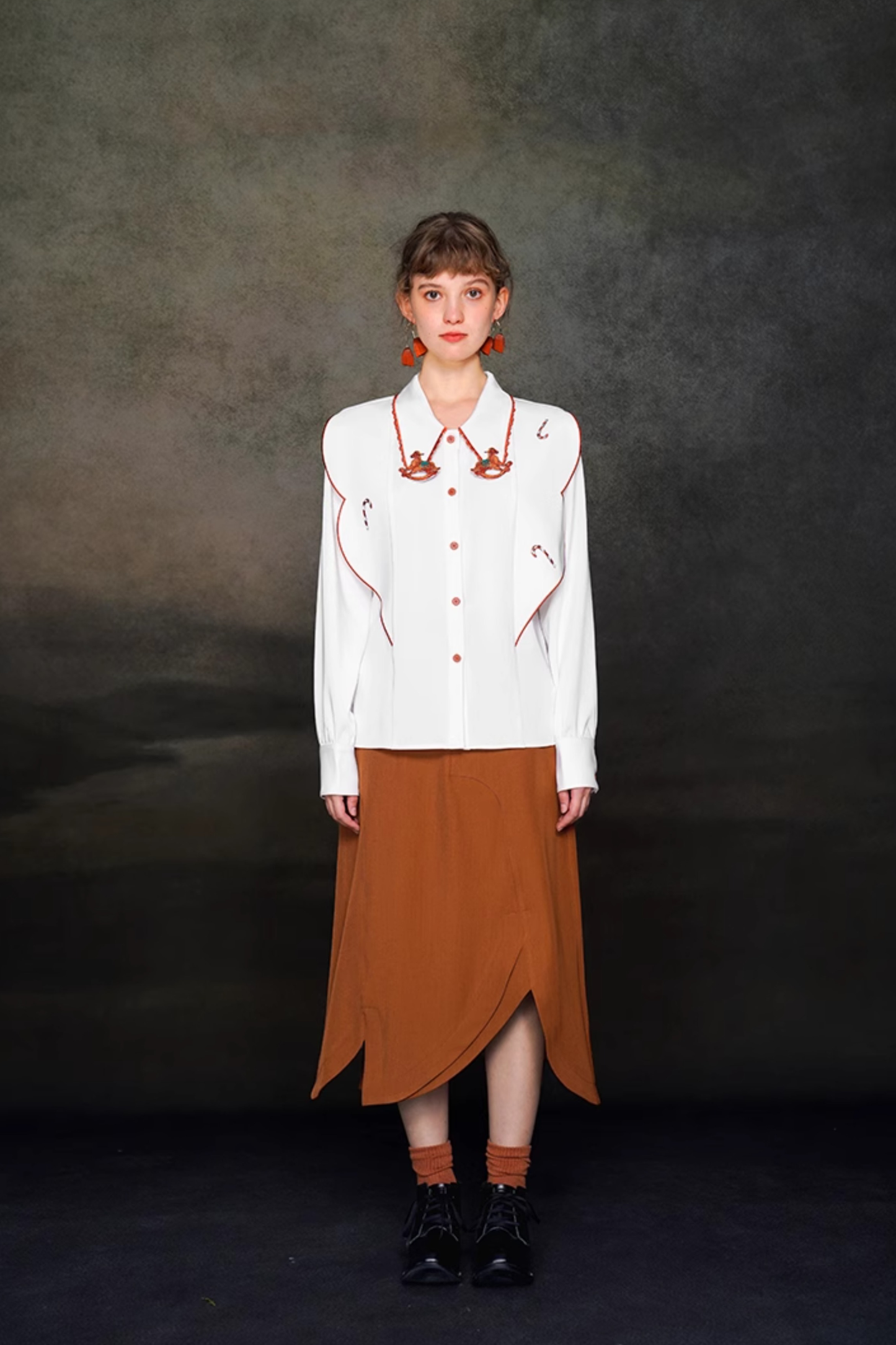 ステッチレトロコントラストホワイトシャツ