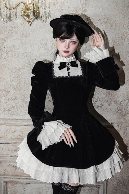 エレガントスリムコントラストカラーツインドレス+カラー+リボン+ブローチ+ハット