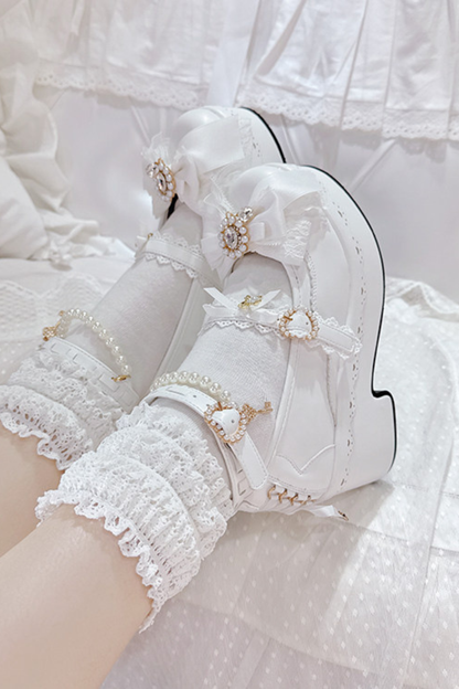 Chaussures à lacets au style doux et féminin