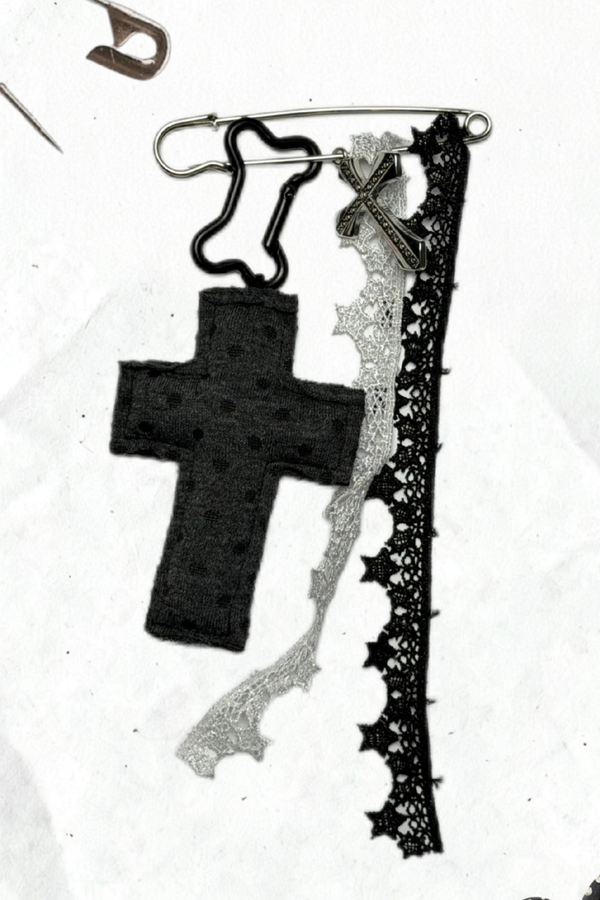 クロスハイネックトップス+パンツスカート+ペンダント