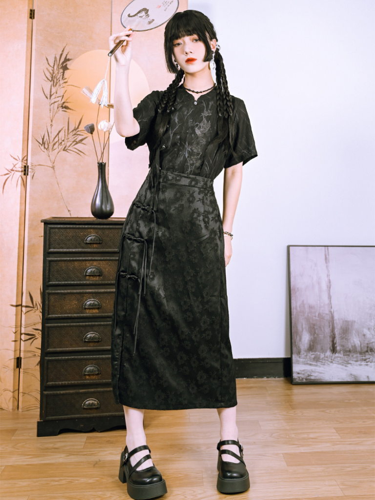 China Dark Mode Tassel Shirt