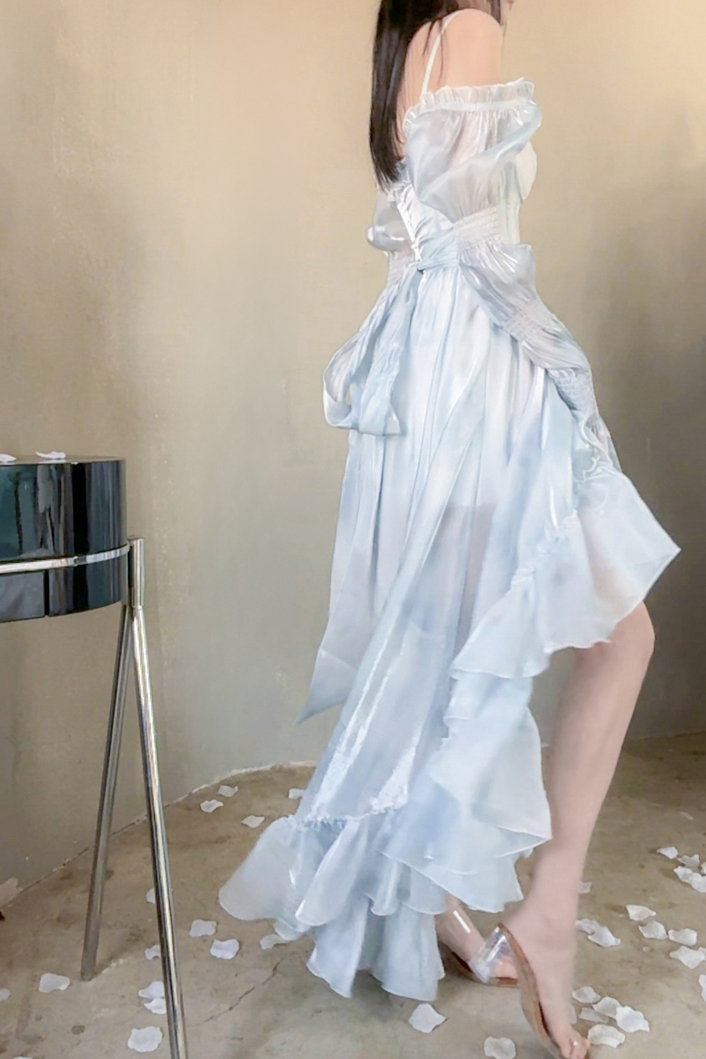 [Pre-order product] Snow Blue Sparkling Series Long Tail Bustier Dress + Back Ribbon