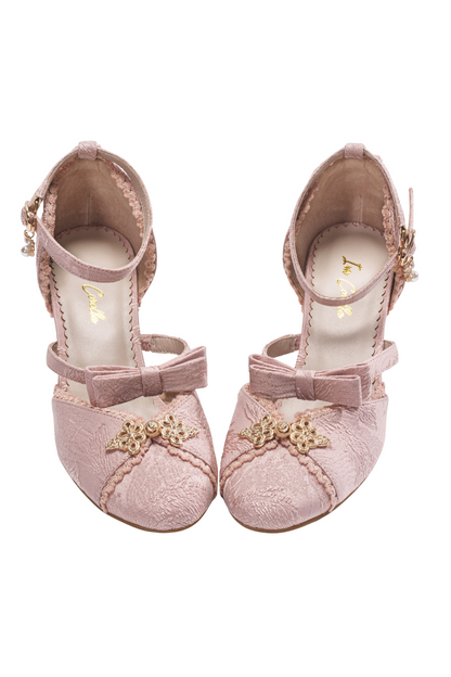Round Chinese-Style Wedding Shoes