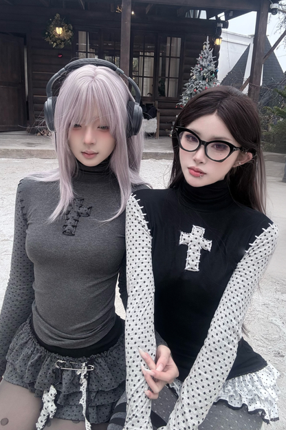 クロスドットタートルネックトップス+スカート+ペンダント