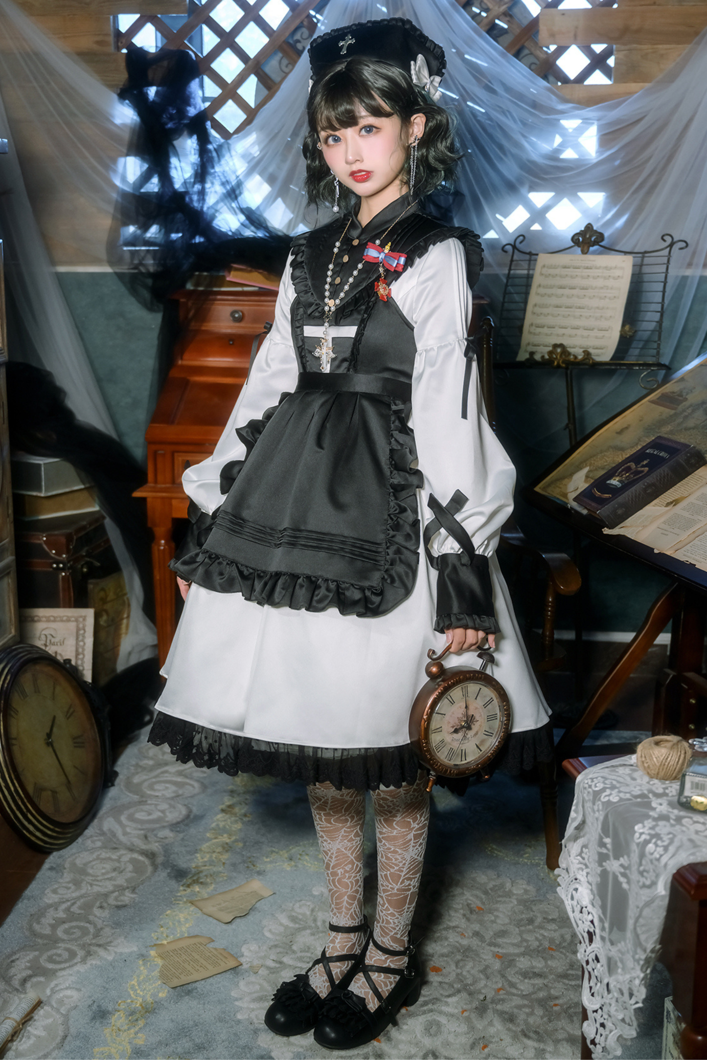 ランタンエンジェルメイドロリータドレス＋エプロン＋つけ襟