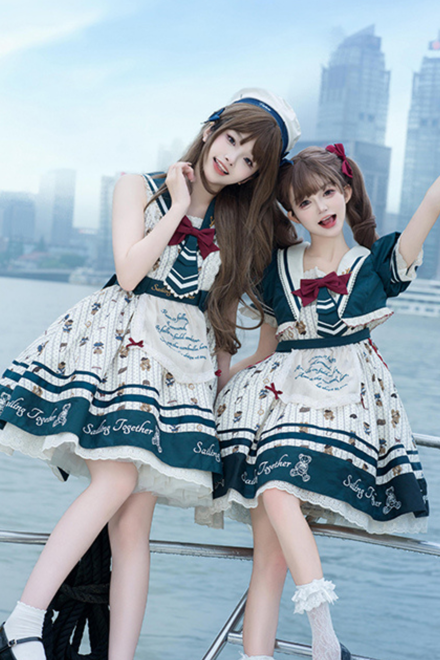 Jasmine Bear Marine Design Jumperskirt + Short Outerwear